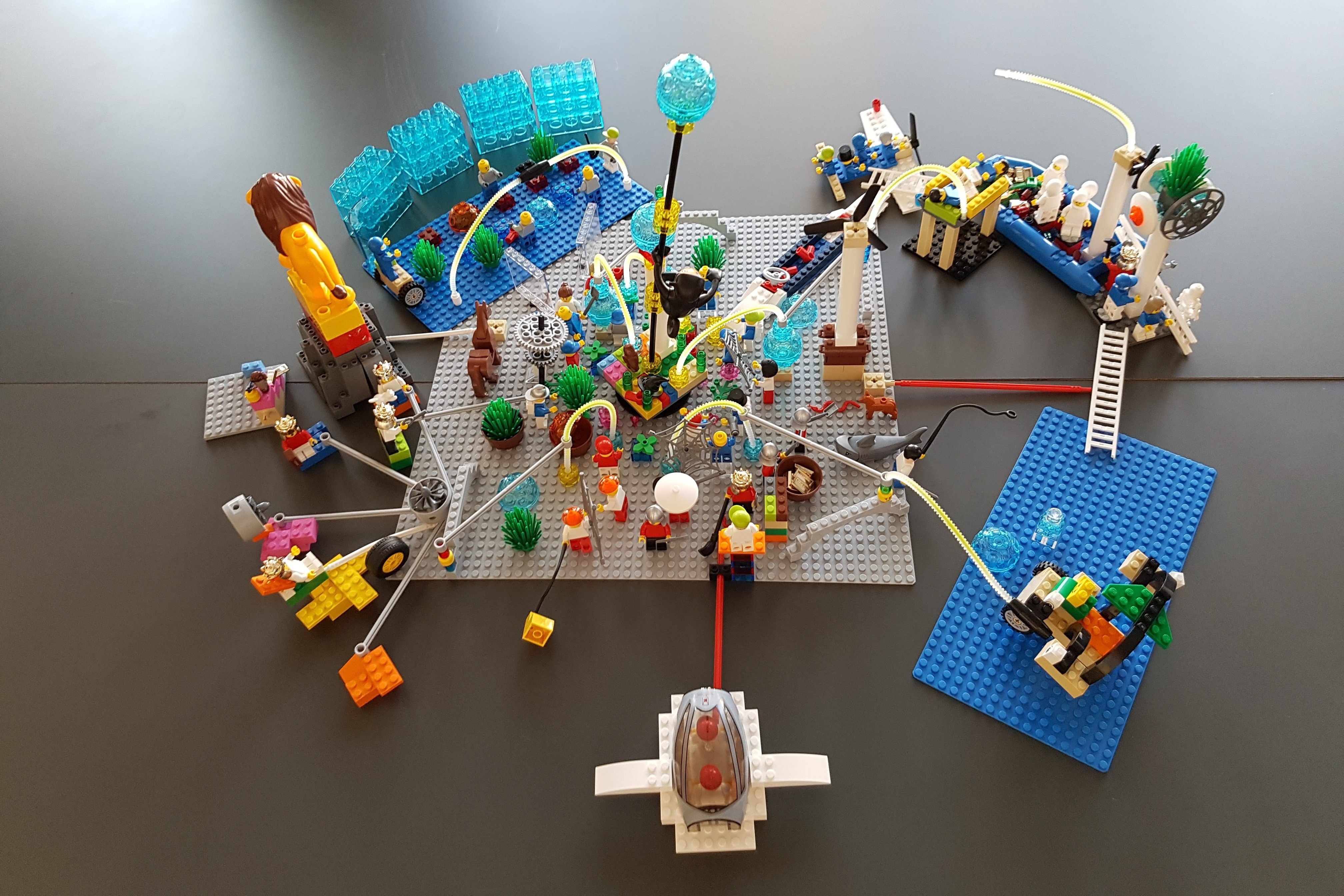 dot_Blog_Header_LEGO_Serious.jpg
